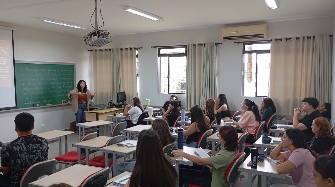 Unioeste Foz inicia cursinho pré-vestibular com aula inaugural nesta sexta-feira