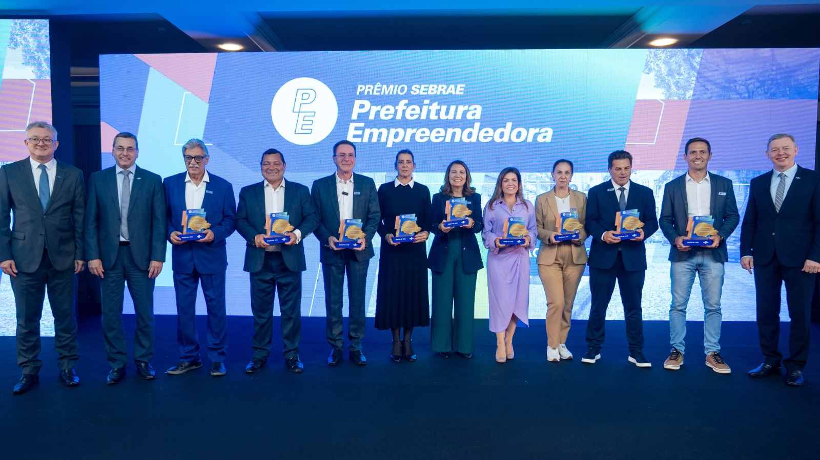 Cascavel e Foz do Iguaçu vencem etapa estadual do Prêmio Sebrae Prefeitura Empreendedora