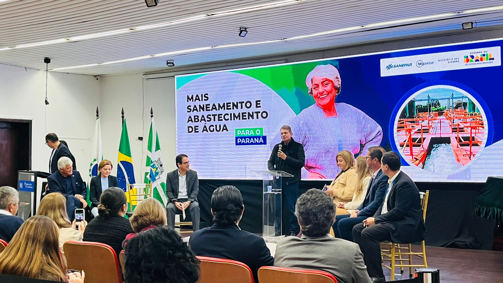 Foz do Iguaçu recebe R$ 89 milhões para ampliação dos sistemas de água e esgoto