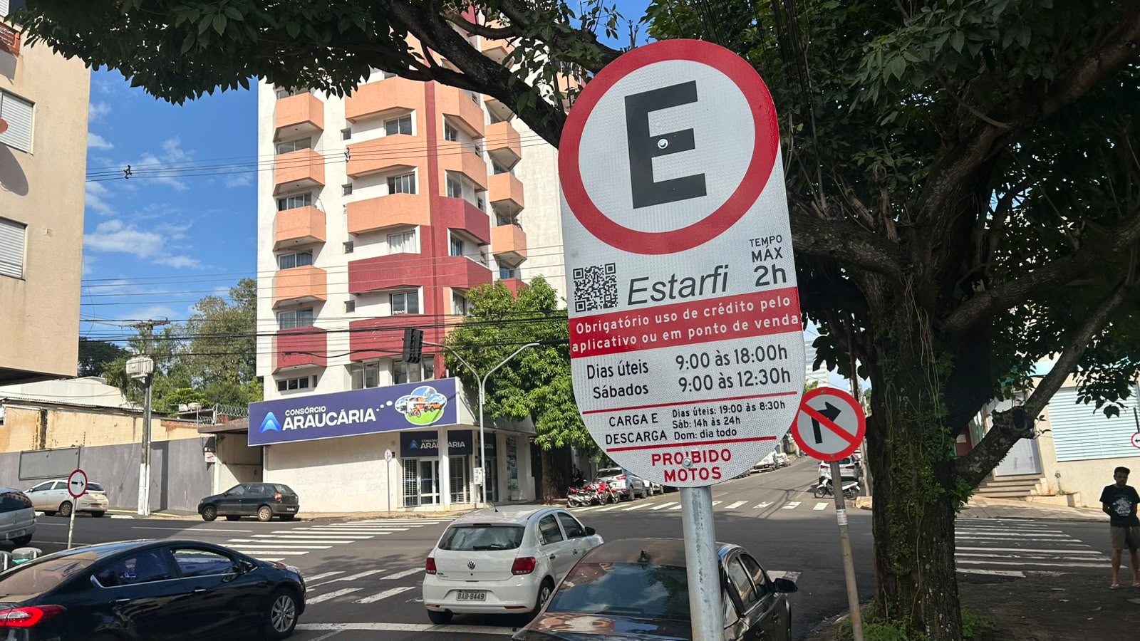 Estarfi amplia área de estacionamento rotativo na região central de Foz do Iguaçu