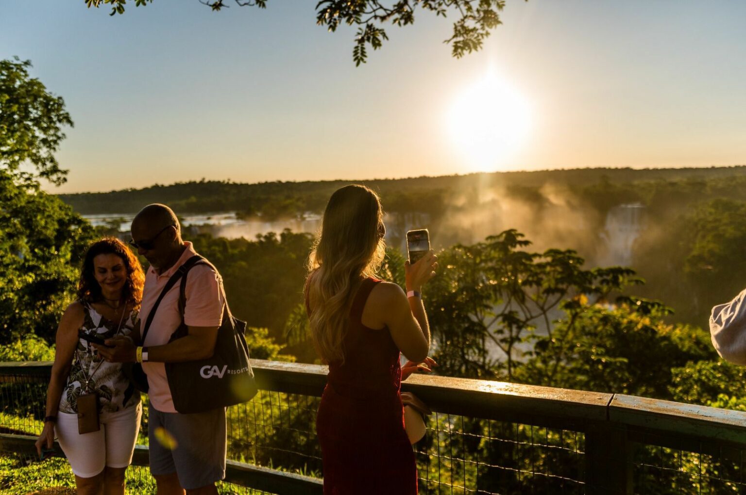 Buscas por Foz do Iguaçu crescem 42% e reforçam expectativa de alta no turismo nas férias de julho
