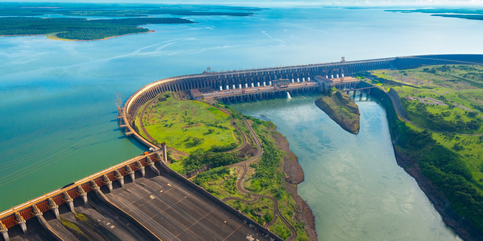 Itaipu Binacional: A Maior Usina Hidrelétrica das Américas